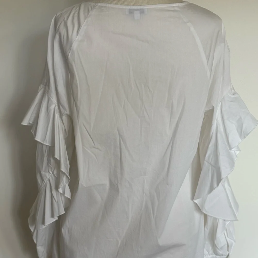 Splendid White Button-Up Ruffle Blouse - Picture 2 of 3